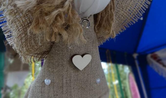Наші майстрині гідно представили район на обласному фестивалі української народної іграшки та гри.