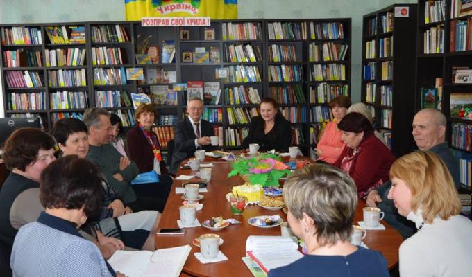 Відбулась творча зустріч місцевих майстрів поетичного слова «Поезія- це завжди неповторність»