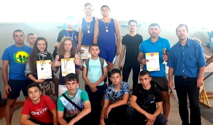  Бронза у змаганнях з важкої атлетики