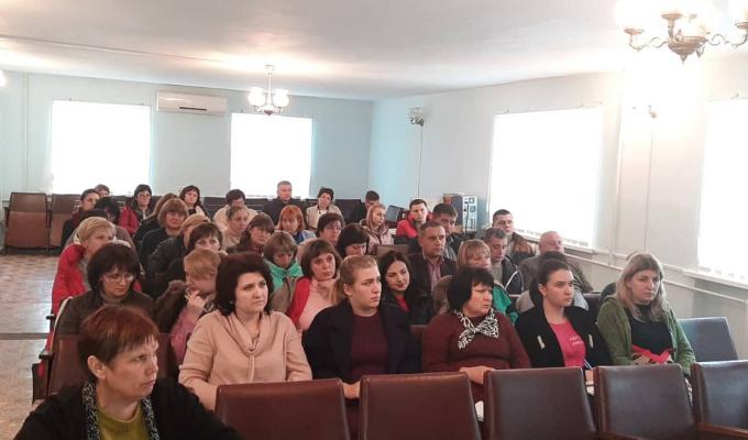 Сьогодні під головуванням керівника апарату Новопсковської райдержадміністрації Людмили Черняк проведено навчання державних службовців райдержадміністрації. 