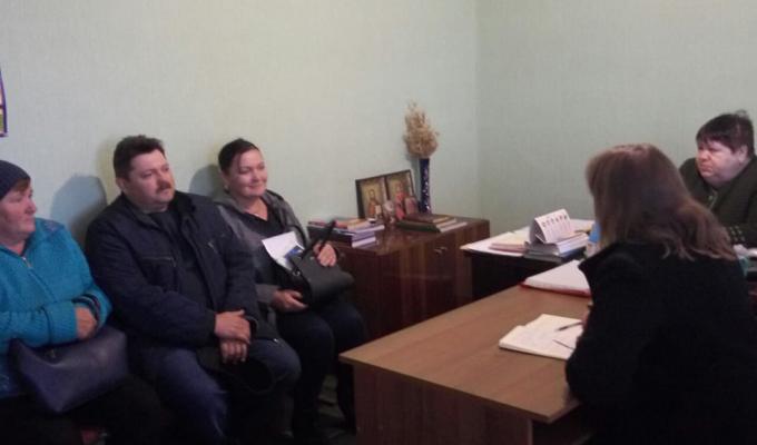  07 жовтня 2019 року перший заступник голови райдержадміністрації, в. о. голови райдержадміністрації Світлана Слюсарєва провела виїзний прийом громадян у Закотненській сільській раді. 