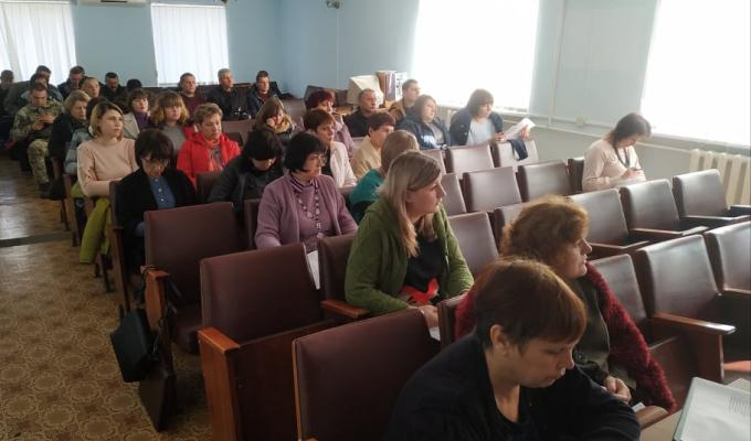               30 жовтня 2019 року під керівництвом в.о. голови Новопсковської районної державної адміністрації Світлани Слюсарєвої відбулось чергове засідання колегії райдержадміністрації.