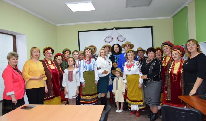 «Схід і Захід разом»
