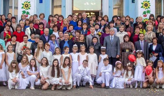   4 жовтня у Новопсковському районному центрі культури та дозвілля відбулися святкування з нагоди відзначення Дня працівників освіти.