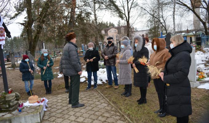  «Збережи пам’ять. Збережи правду.» Відбулася акція скорботи із вшанування пам’яті жертв Голодомору