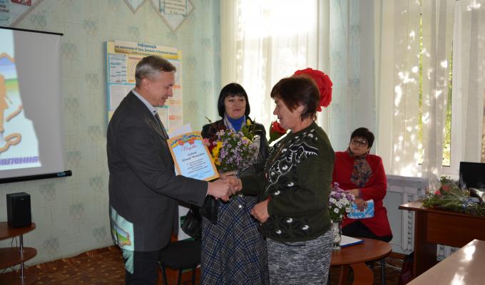 Проведено круглий стіл з опікунами, піклувальниками та прийомними батьками району