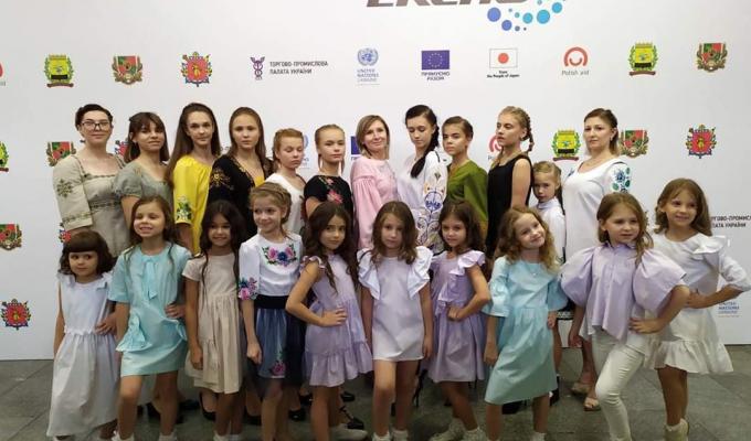 Виробники одягу Новопсковського району представили Луганщину  на «Схід-Експо 2019»