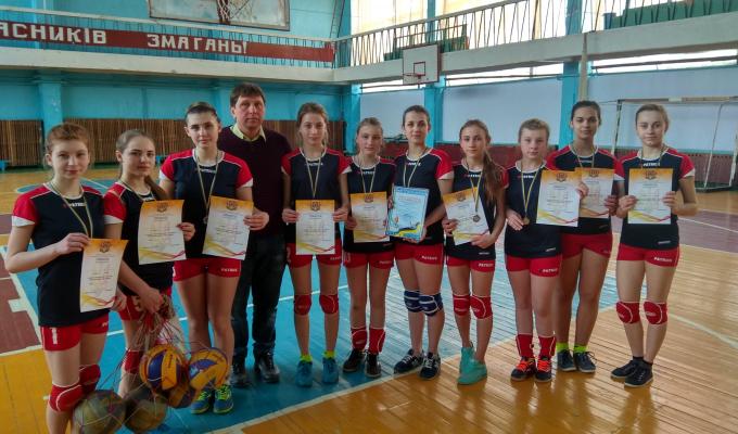 Наша команда зайняла ІІ місце в обласному етапі змагань з волейболу! 