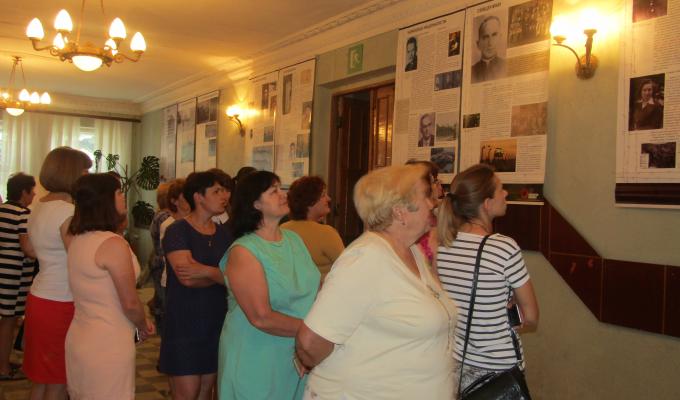 Виставка «Тріумф людини. Мешканці України, які пройшли нацистські концтабори»
