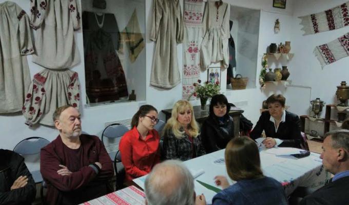 Круглий стіл «Сучасна сім’я: виклики сьогодення та подолання труднощів»