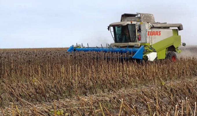 Осінні турботи аграріїв району тривають