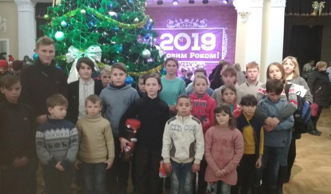 Участь в обласному святковому заході до Дня Святого Миколая. 
