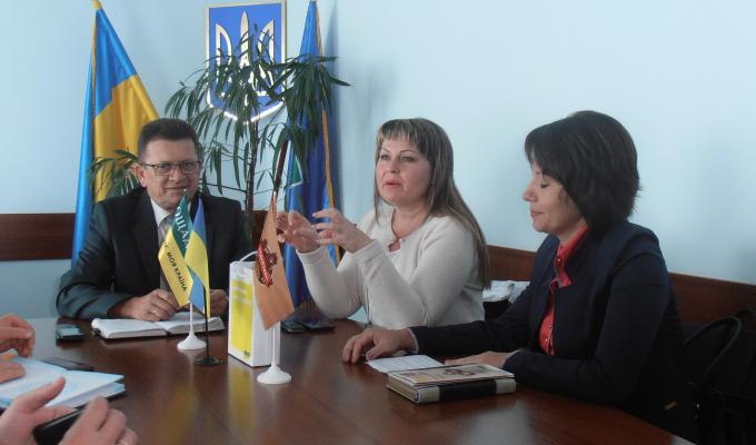 В райдержадміністрації обговорено програму «Будуй своє» .