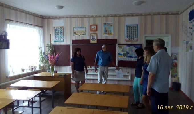 Комісія щодо перевірки готовності навчальних закладів Новопсковського району до нового 2019-2020 навчального року завершила свою роботу