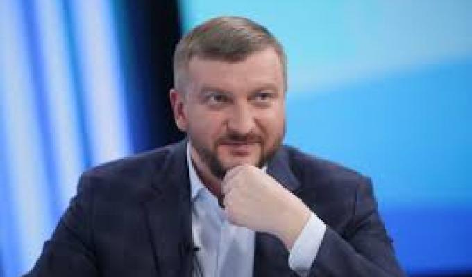 Консультації з міністром юстиції України Павлом  Петренком.