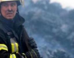 На ліквідацію пожежі на Луганщині залучені сили ДСНС з чотирьох областей України, ЗСУ та Нацполіція