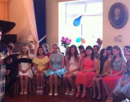У Новопсковській школі мистецтв відбувся випускний вечір.