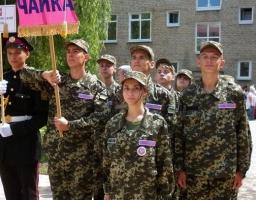 Вже декілька років поспіль учні Білолуцької гімназії приймають участь в обласному етапі Всеукраїнської дитячо-юнацької військово-патріотичної гри «Сокіл» («Джура») і посідають там призові місця. Цей рік не став винятком. 