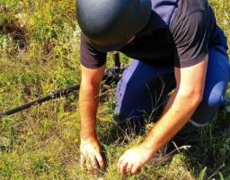 Піротехніками на Луганщині вилучено 15 одиниць вибухонебезпечних предметів 