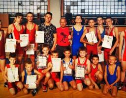 Вітаємо  наших юних борців - срібних призерів  чемпіонаті Луганської області! 