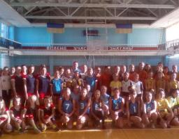    Збірна  команда закладів загальної середньої освіти Новопсковського району в складі спортсменів з Риб’янцівської ЗОШ І-ІІІ ступенів та Пісківської ЗОШ І-ІІІ ступенів взяли участь у змаганнях на Кубок Луганської області з волейболу серед дівчат  2005-20