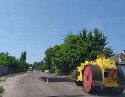 Проводяться ремонтні роботи з ліквідації ямковості на автомобільній дорозі загального користування державного значення в межах Новопсковського району