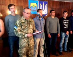 Урочисті проводи юнаків Новопсковського району на строкову службу до лав Збройних сил України.