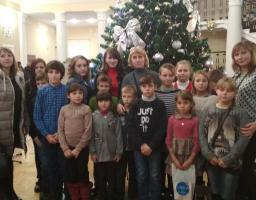 Діти Новопсковщини відвідали обласний святковий захід.