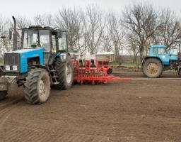 Управління агропромислового розвитку інформує про готовність сільгосппідприємств району до проведення весняно – польових робіт у 2018 році та стан справ в галузі тваринництва. 