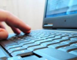 Розпочався набір на безкоштовне навчання сучасним професіям у IT сфері для людей з інвалідністю