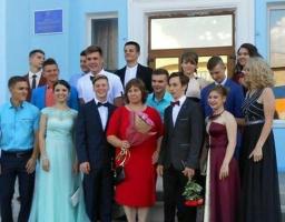 Відбулися випускні вечори в навчальних закладах району.
